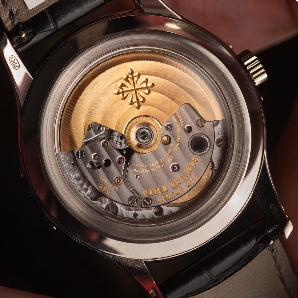 Patek Philippe Annual Calendar 40 - Image 2