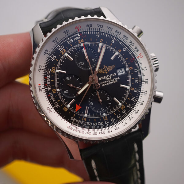 Breitling Navitimer World - Image 4