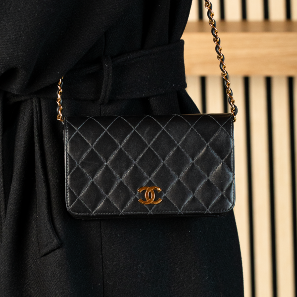 Chanel Pushlock