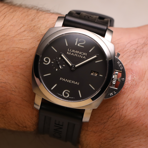 Panerai Luminor 1950 44mm